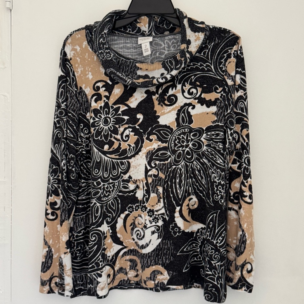 Weekenders by Chicos cowl neck Black and Tan Floral Long Sleeve Top artsy boho